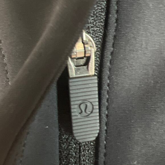 Lululemon Women's On the Move Pants Black Size 2 Athleisure Travel Elevated - Picture 9 of 11